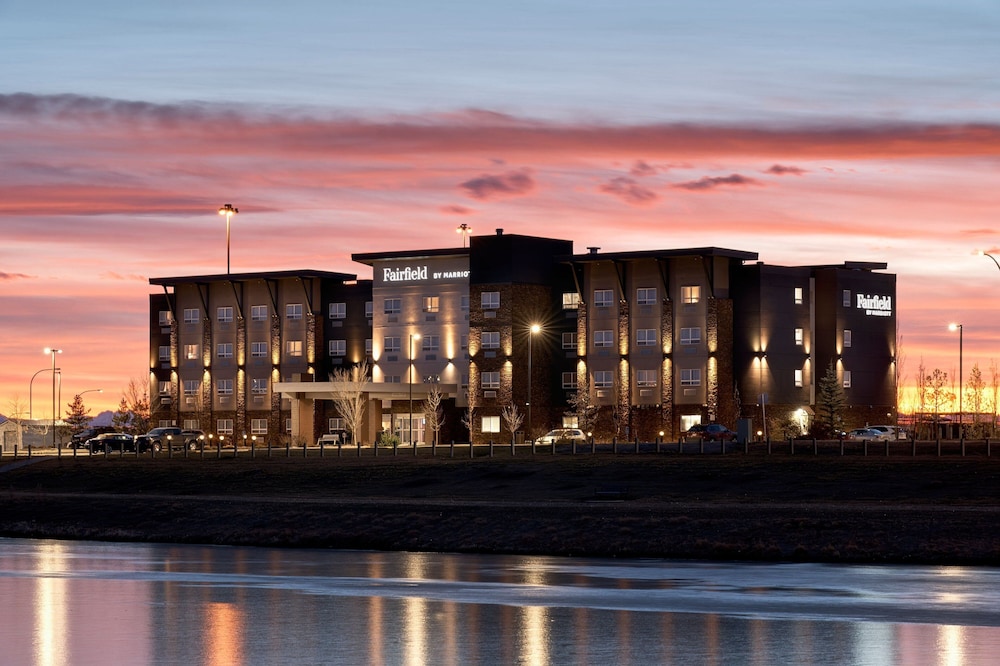 fairfield inn and suites by marriott airdrie