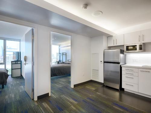Residence & Conference Centre - Toronto Downtown,Markham>>Downtown Toronto,3 star