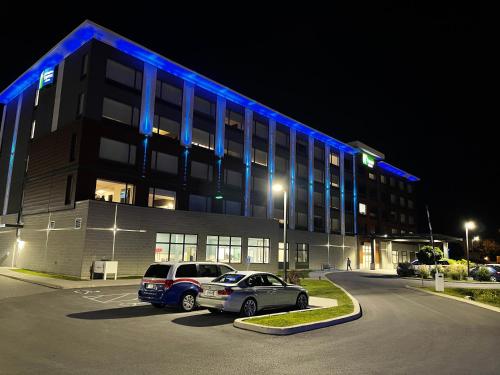 holiday inn express and suites gatineau ottawa