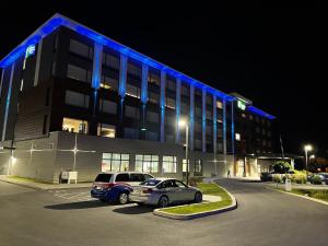 holiday inn express and suites gatineau ottawa