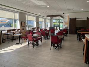 holiday inn express and suites gatineau ottawa