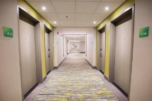 holiday inn calgary south conference center by ihg