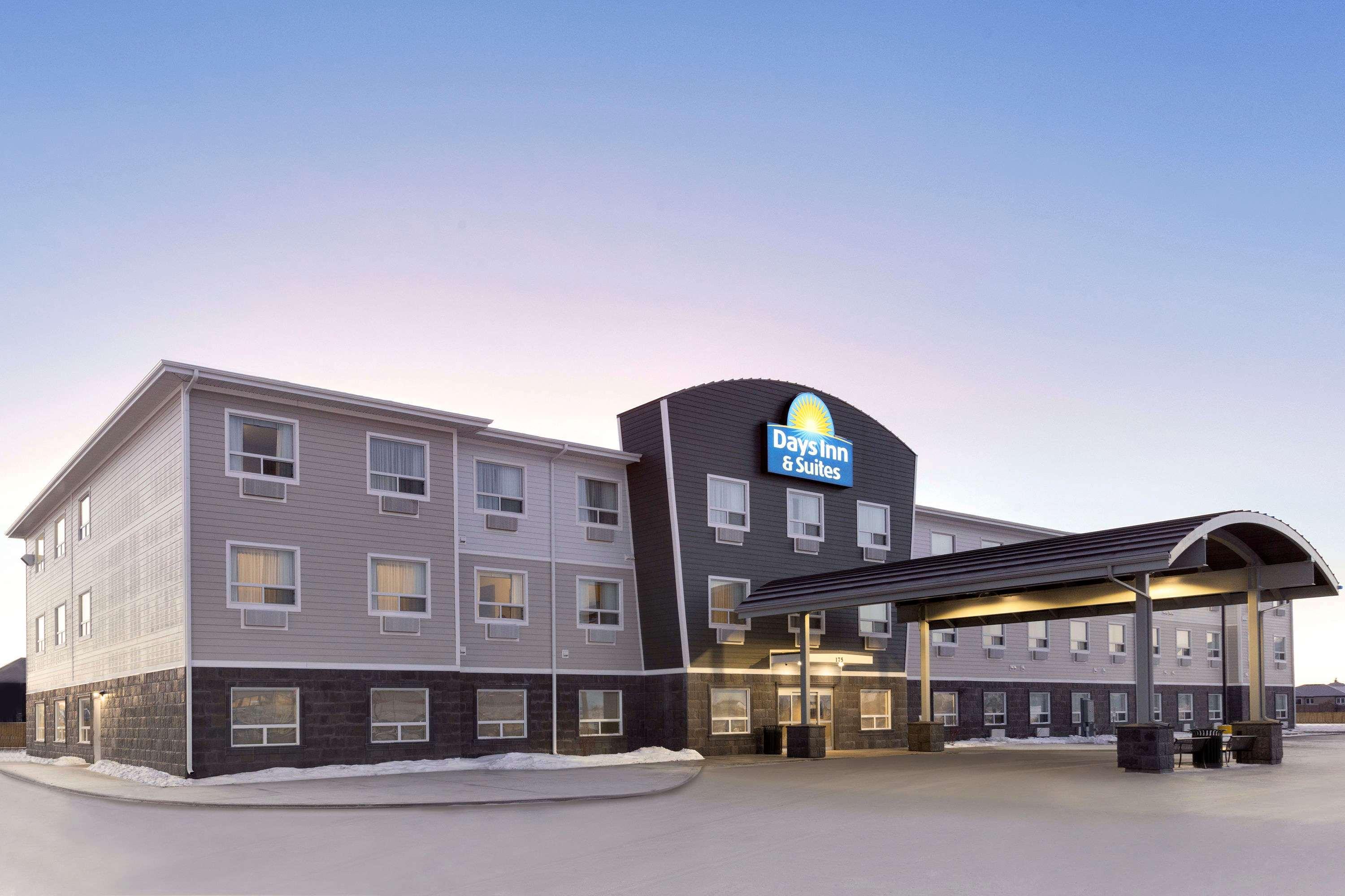 Days Inn & Suites By Wyndham Warman,Saskatchewan>>Martensville,3 star