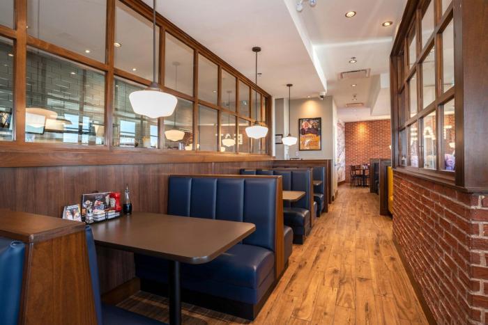 sandman hotel hamilton