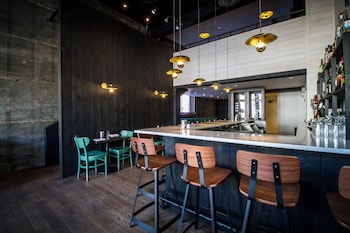 eleven revelstoke lodge