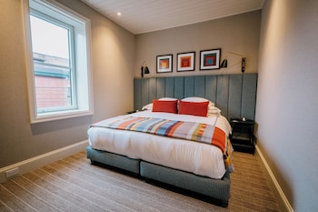 eleven revelstoke lodge