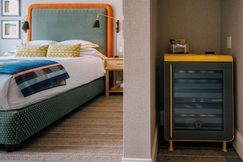 eleven revelstoke lodge
