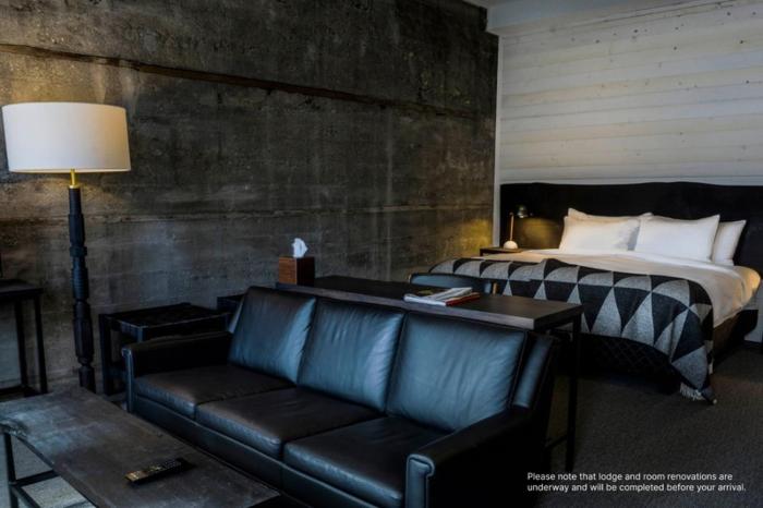 eleven revelstoke lodge
