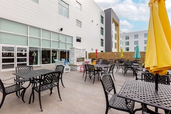 best western plus st johns airport hotel and suites