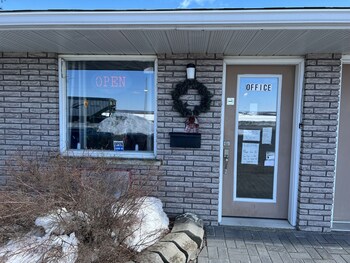 earlton motel