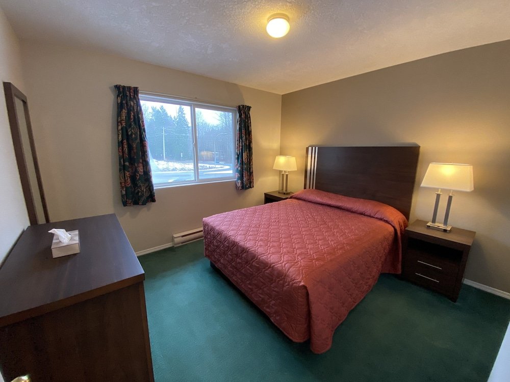 Lake Cowichan Lodge,Lake Cowichan>>Ladysmith,3 star