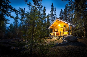 storm mountain lodge cabins and dining