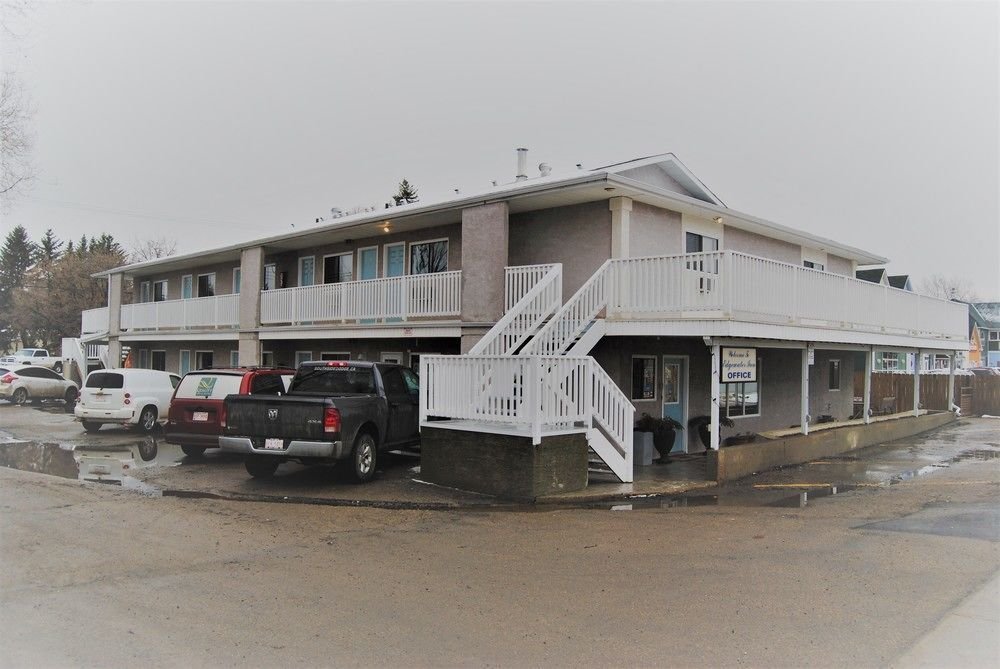 Edgewater Inn,Sylvan Lake>>Red Deer,2 star