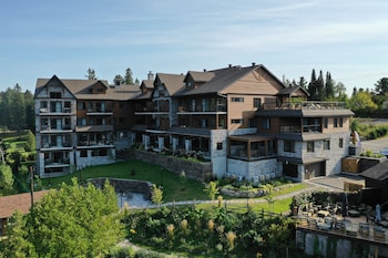 le viking resort and marina