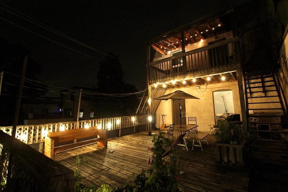 the parkdale hostellerie