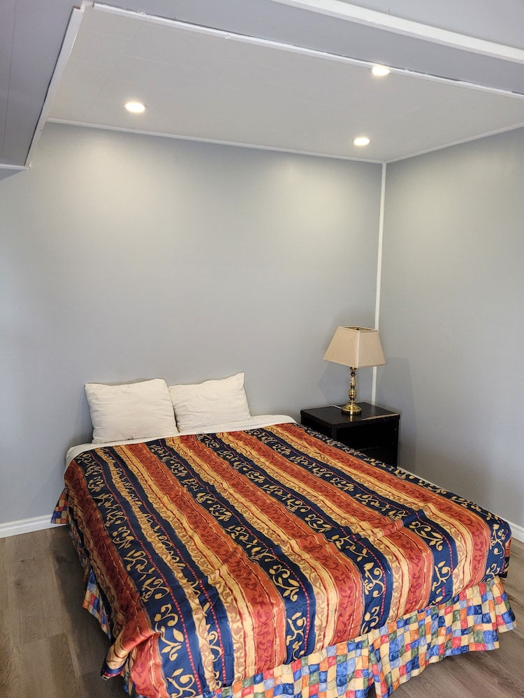 eastwood motel