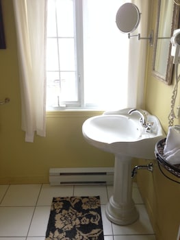 lauthentique auberge de charlevoix