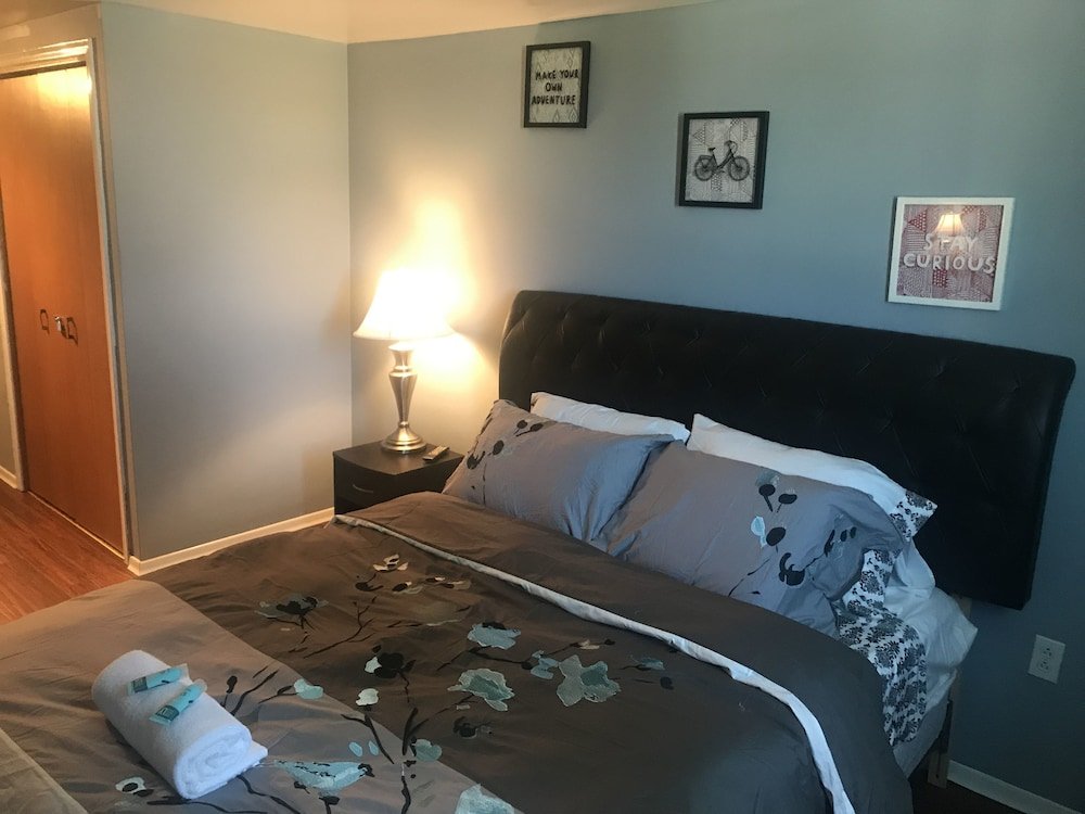 Shenstone Motor Inn & Restaurant,Next To A Golf Course,3 star