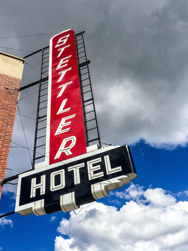 stettler hotel