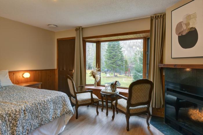 hotel le petit lac sainte adele