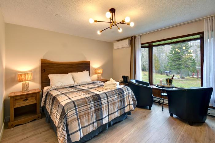 hotel le petit lac sainte adele