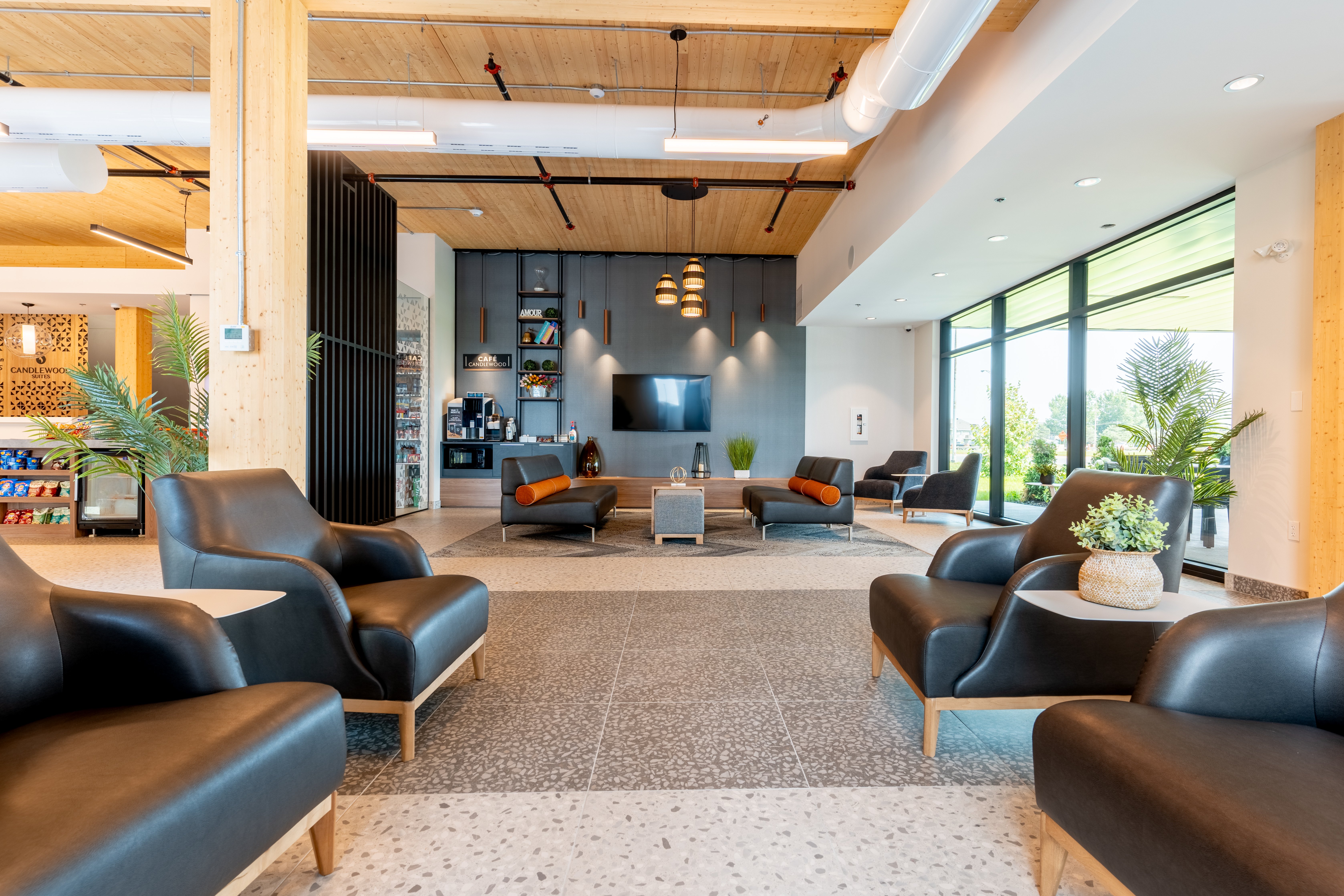 holiday inn express and suites trois rivieres ouest by ihg