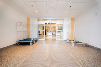 Holiday Inn Express & Suites Trois Rivieres Ouest By Ihg,Quebec>>Becancour,3 star