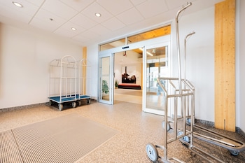 Holiday Inn Express & Suites Trois Rivieres Ouest By Ihg,Quebec>>Becancour,3 star