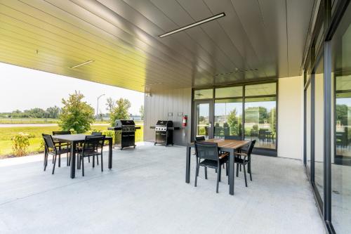 holiday inn express and suites trois rivieres ouest by ihg