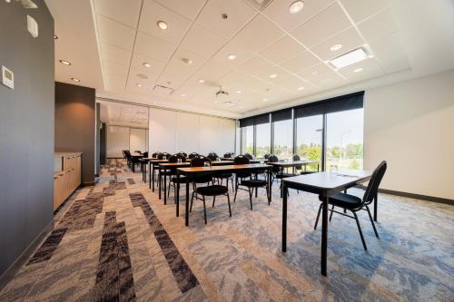 holiday inn express and suites trois rivieres ouest by ihg