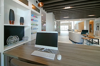 holiday inn hotel and suites calgary airport north by ihg
