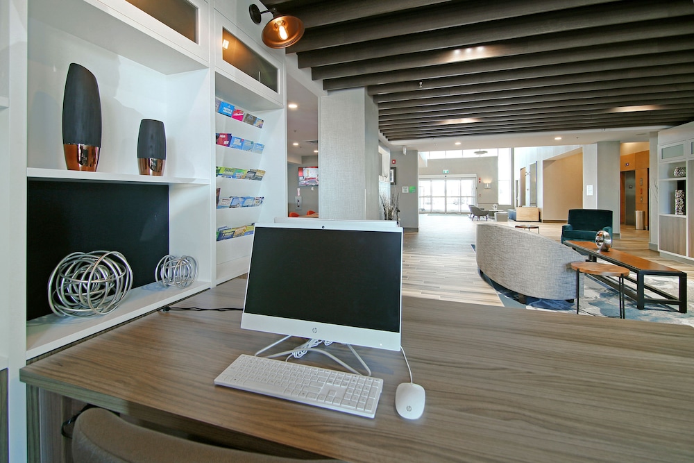 holiday inn hotel and suites calgary airport north by ihg
