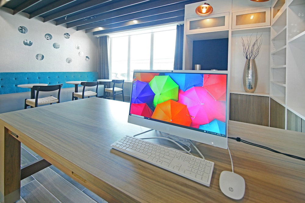 holiday inn hotel and suites calgary airport north by ihg