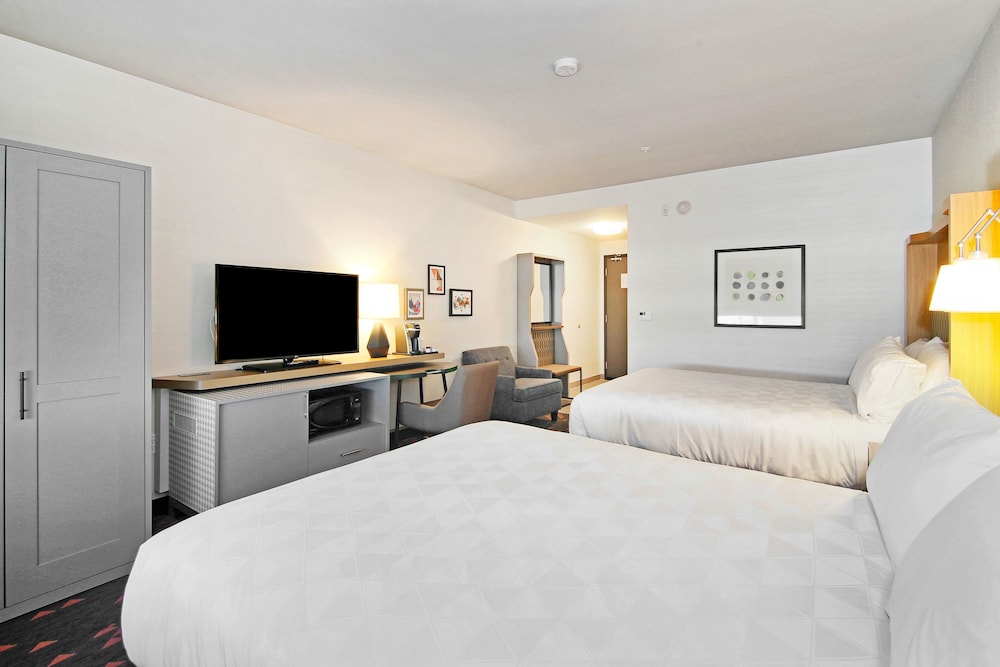 holiday inn hotel and suites calgary airport north by ihg