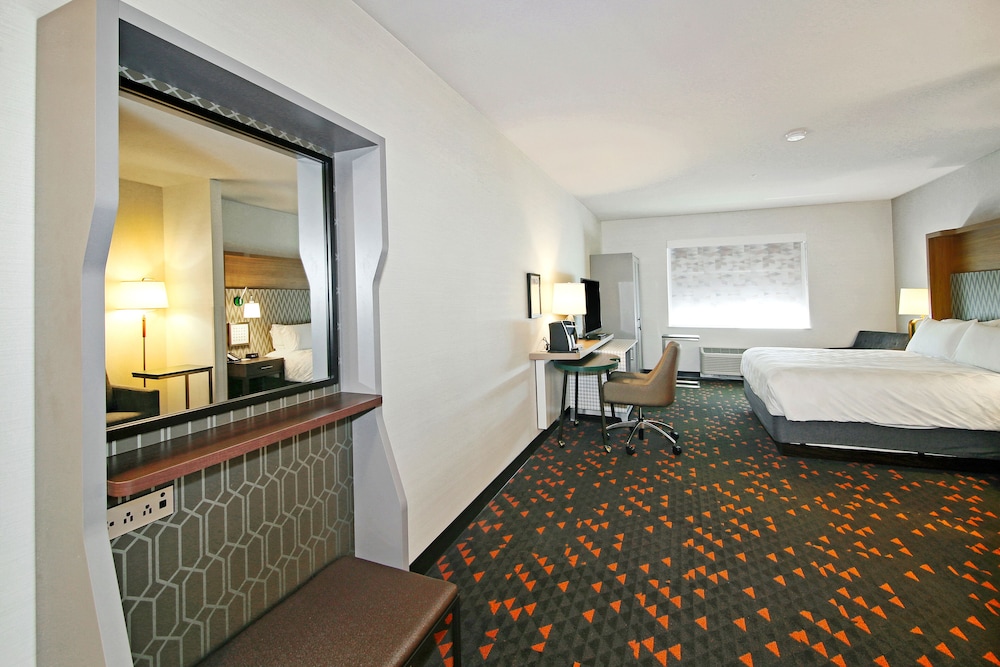 holiday inn hotel and suites calgary airport north by ihg