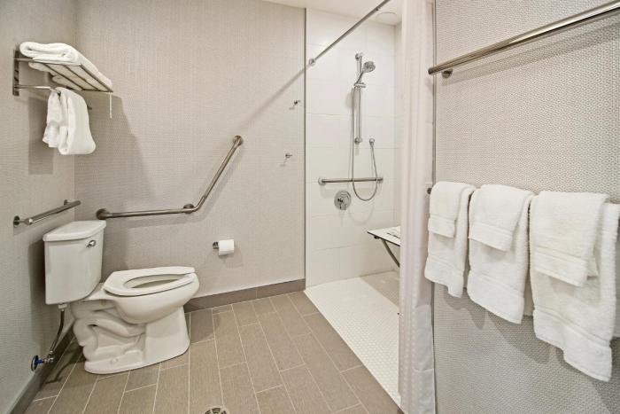 holiday inn hotel and suites calgary airport north by ihg