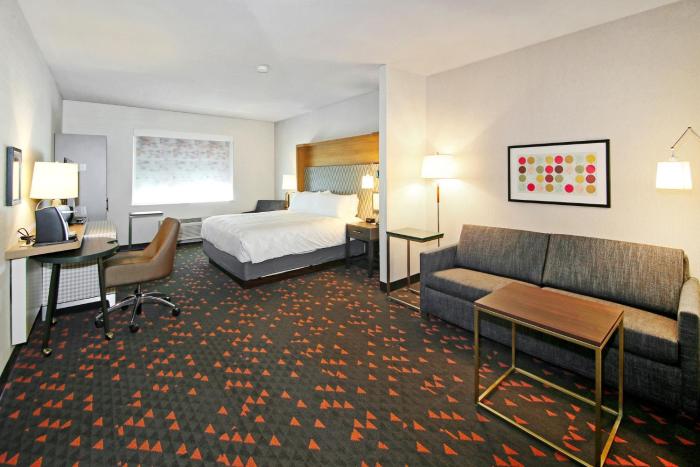 holiday inn hotel and suites calgary airport north by ihg