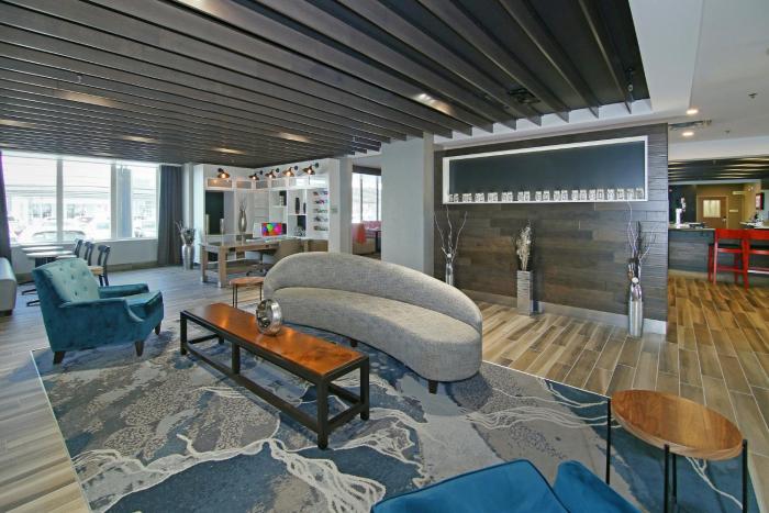 holiday inn hotel and suites calgary airport north by ihg
