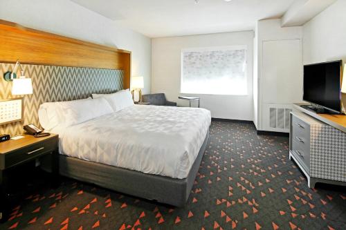 holiday inn hotel and suites calgary airport north by ihg