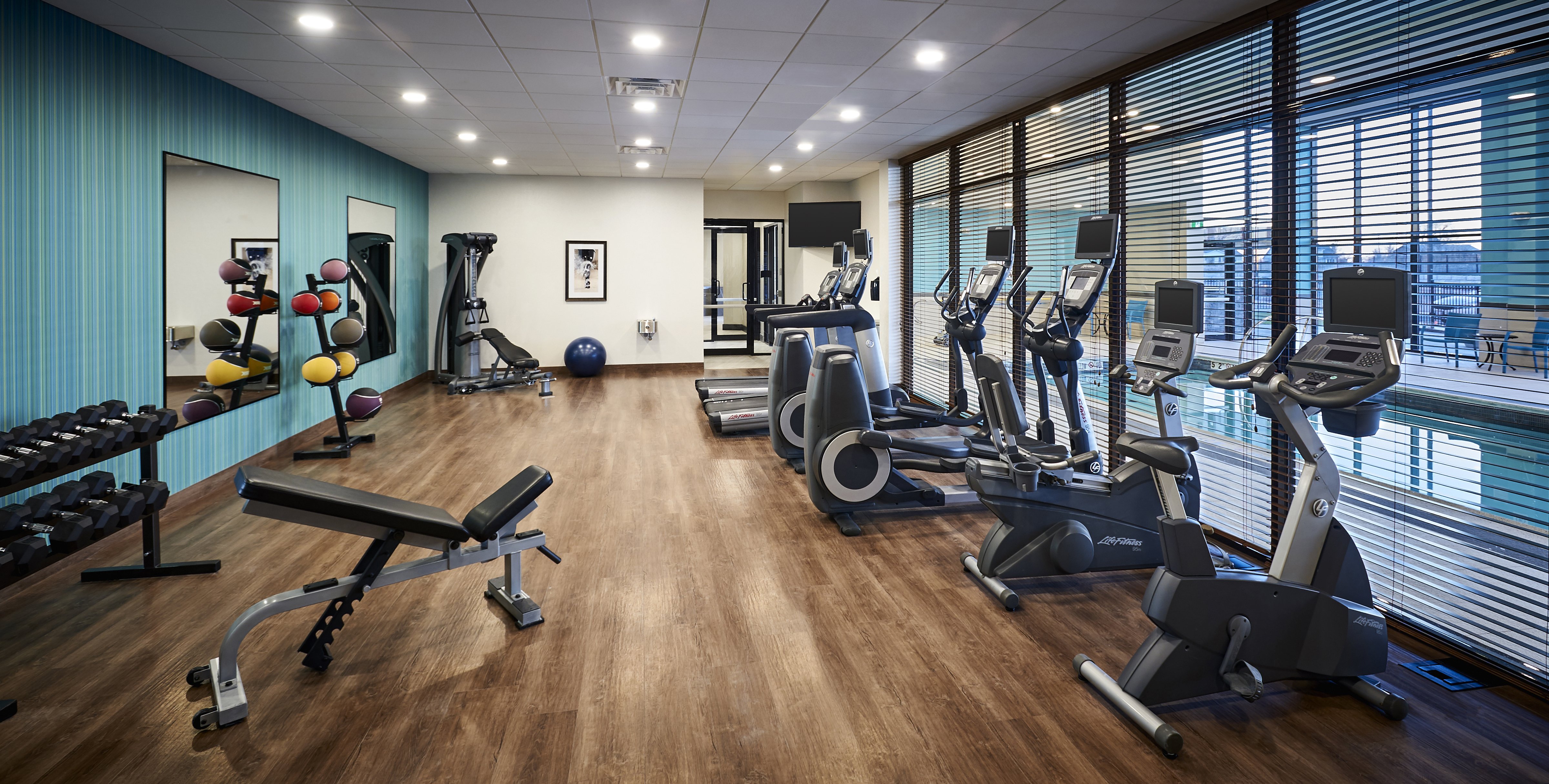 holiday inn express niagara on the lake by ihg