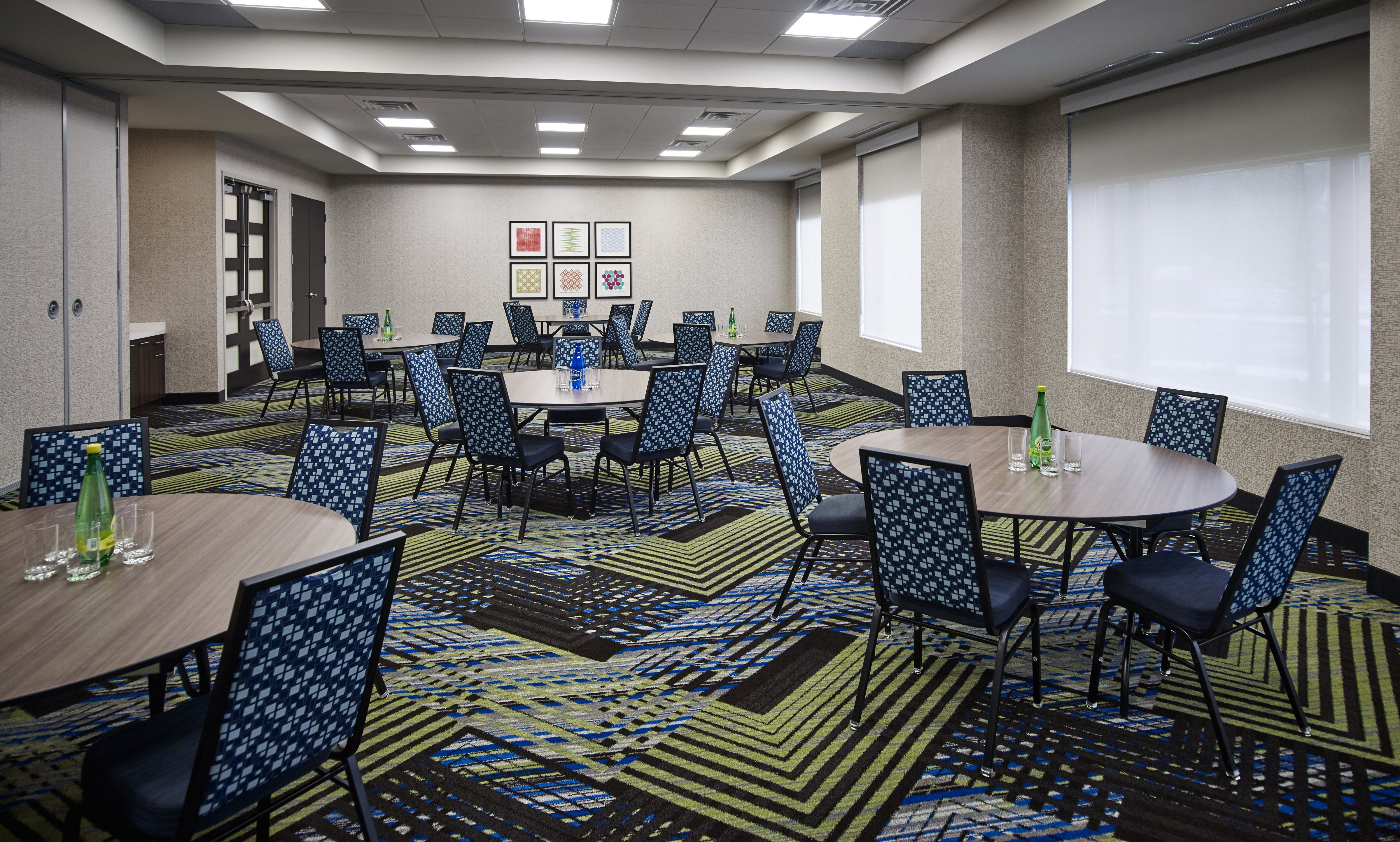 holiday inn express niagara on the lake by ihg