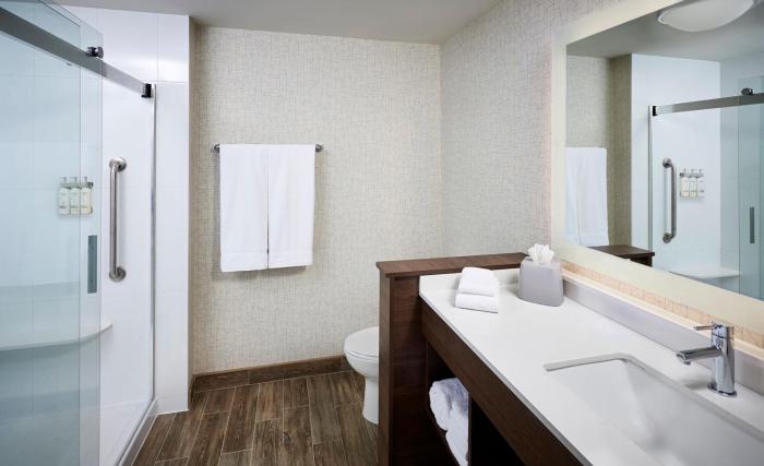 holiday inn express niagara on the lake by ihg