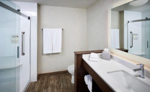 holiday inn express niagara on the lake by ihg