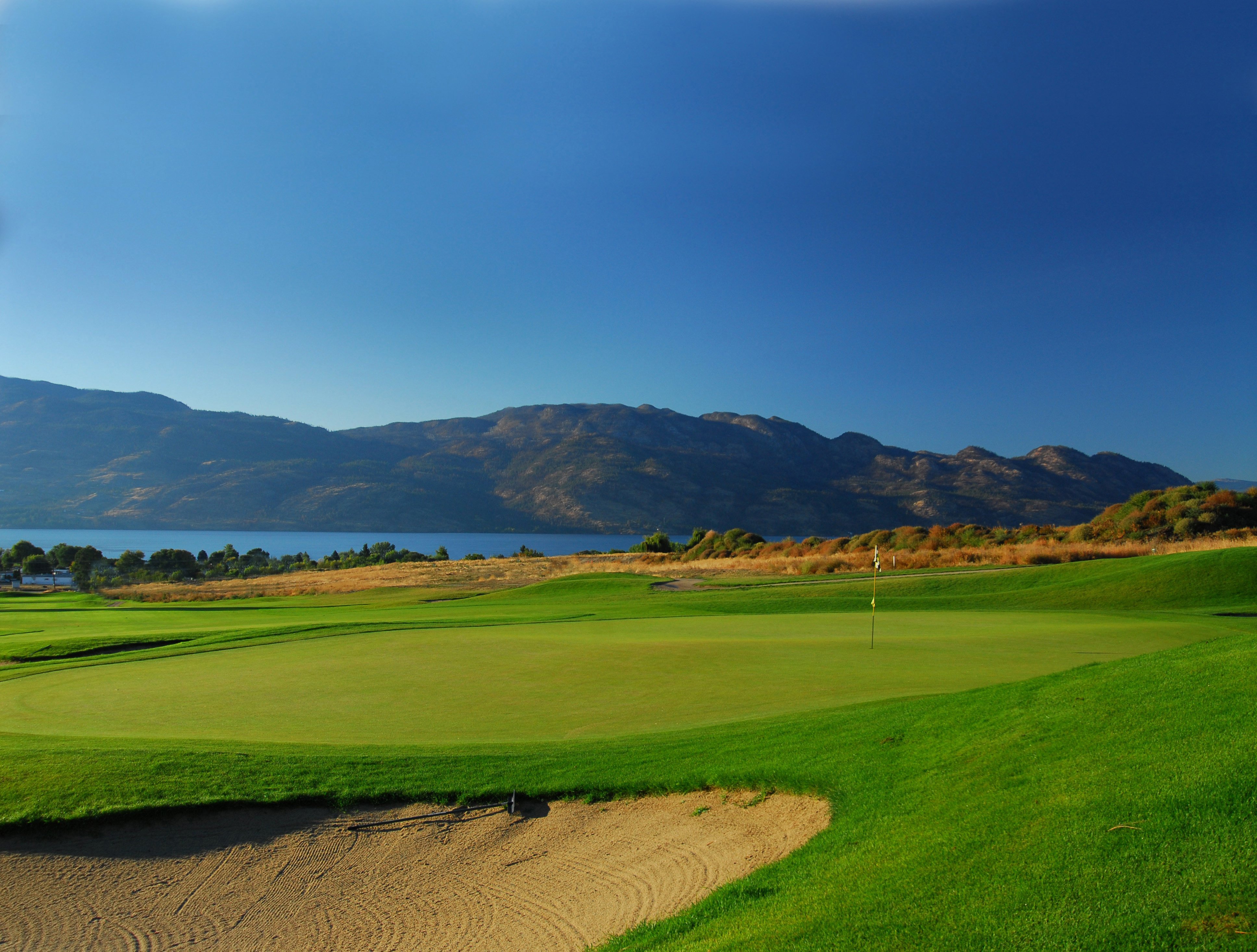 holiday inn express and suites kelowna east by ihg