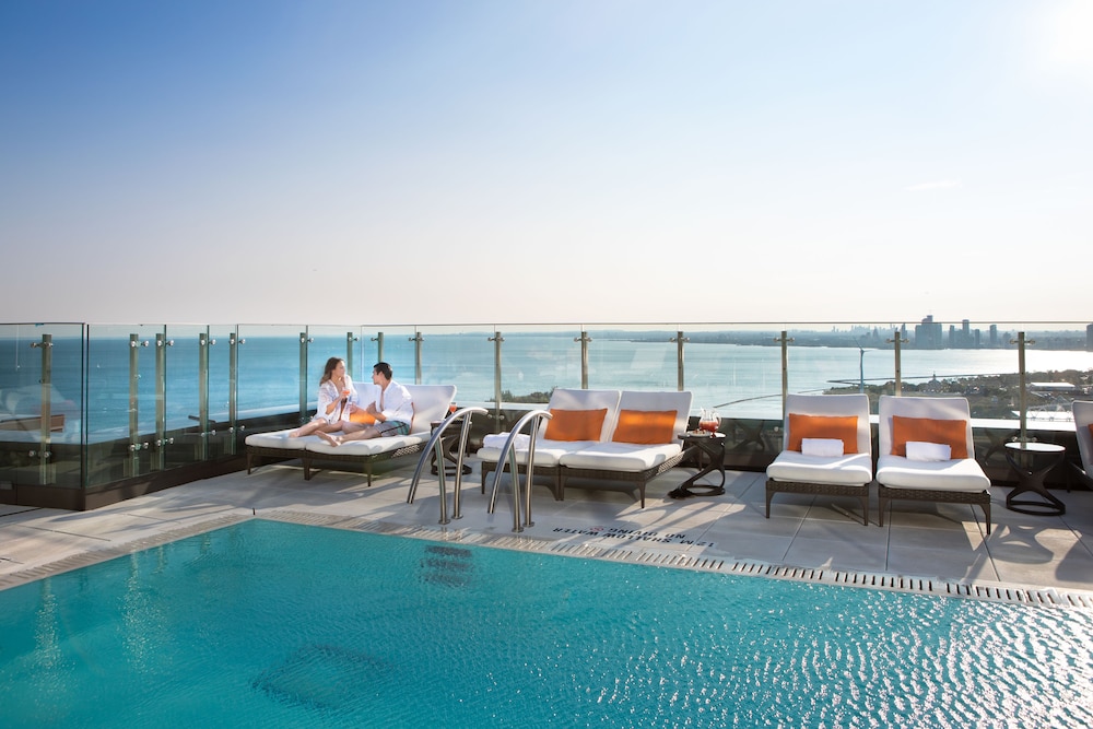 hotel x toronto a destination by hyatt hotel