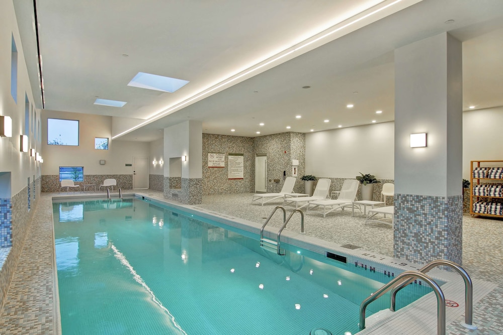 home2 suites by hilton montreal dorval
