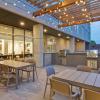 home2 suites by hilton montreal dorval