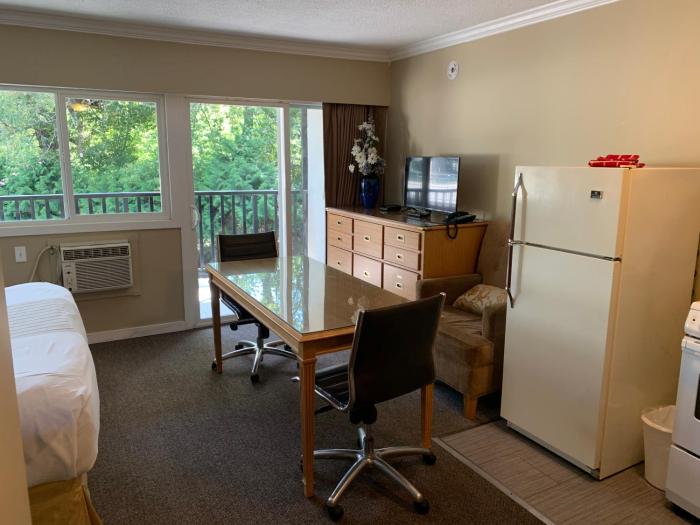 okanagan royal park inn by elevate rooms