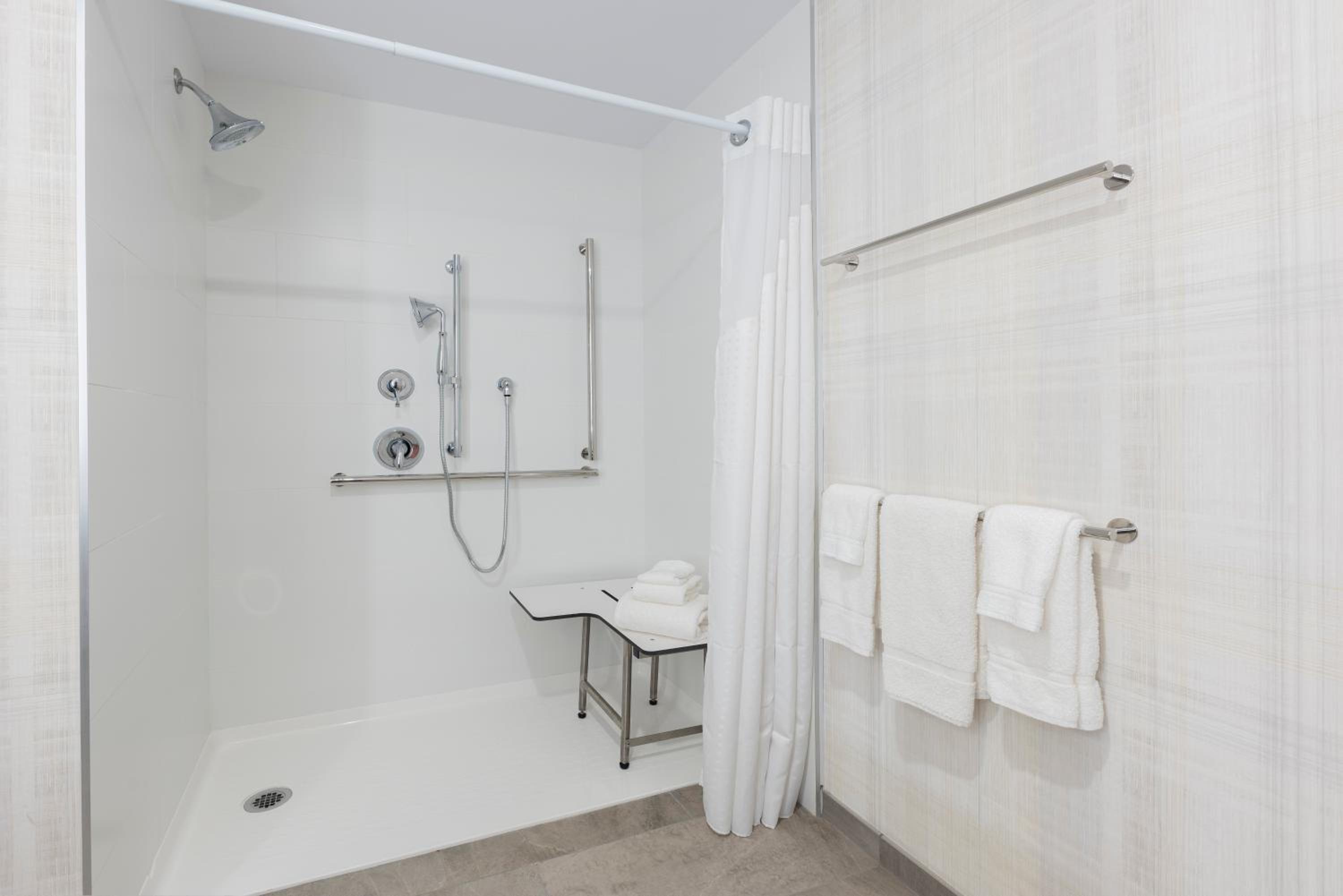 holiday inn express and suites moncton by ihg