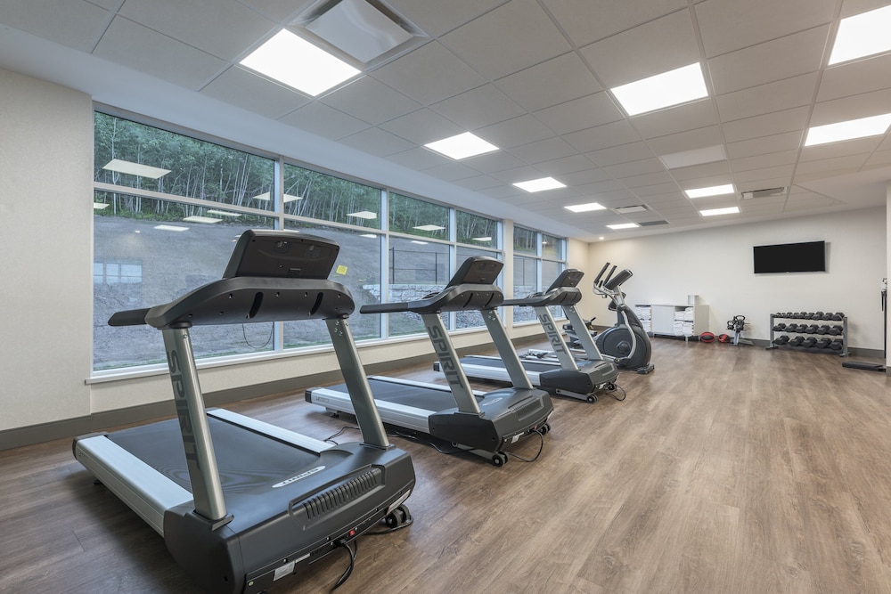 holiday inn express and suites moncton by ihg
